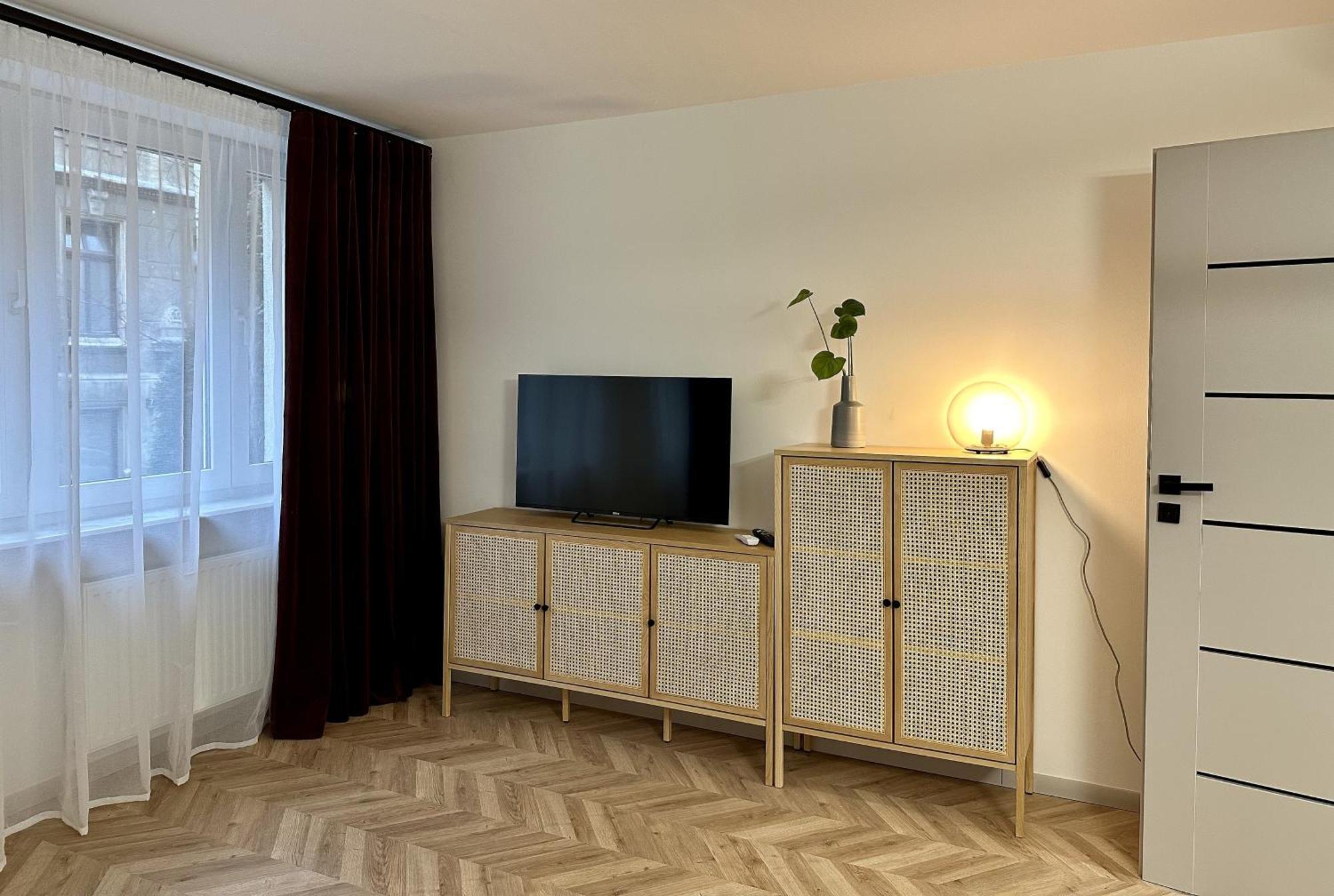 Apartment Tamaja 2 *